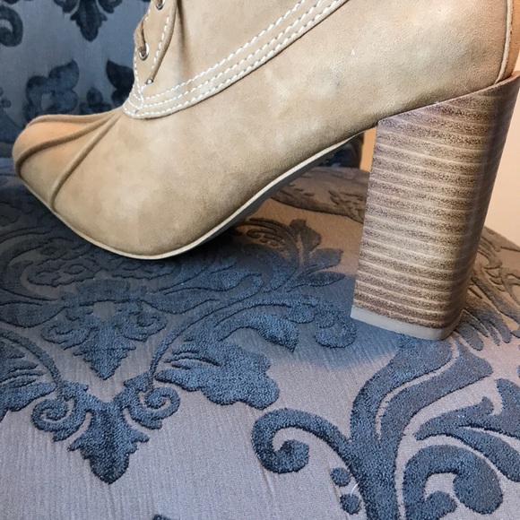 Jeffrey Campbell High Hell Bootie - Picture 7 of 8